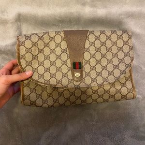 Vintage gucci clutch
